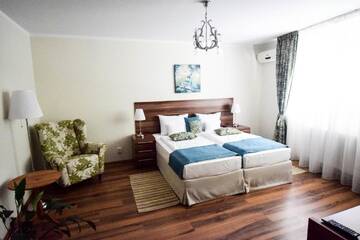 Фото номера Апартаменты-студио Апарт-отели Cabrio Apart Hotel г. Клуж-Напока 6