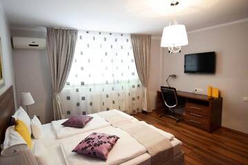 Фото Апарт-отели Cabrio Apart Hotel г. Клуж-Напока 3