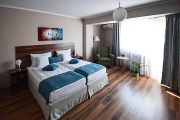 Фото номера Апартаменты-студио Апарт-отели Cabrio Apart Hotel г. Клуж-Напока 90