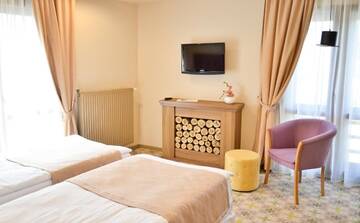 Фотографии Отель Hotel Capitolina City Chic г. Клуж-Напока (Румыния) №2 Фото Отель Hotel Capitolina City Chic г. Клуж-Напока 2