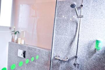 Фото номера Стандартный одноместный номер Отель Hotel Capitolina City Chic г. Клуж-Напока 3