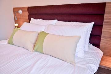 Фото номера Стандартный одноместный номер Отель Hotel Capitolina City Chic г. Клуж-Напока 6