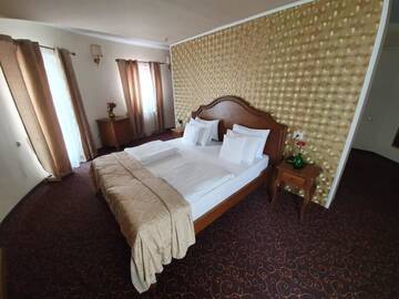 Фото номера Апартаменты Отель Atrium Boutique Hotel Cluj City Center г. Клуж-Напока 2