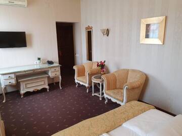 Фотографии Отель Atrium Boutique Hotel Cluj City Center г. Клуж-Напока (Румыния) №3 Фото Отель Atrium Boutique Hotel Cluj City Center г. Клуж-Напока 3