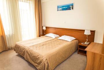 Фотографии Отель Seven Hotel г. Клуж-Напока (Румыния) №2 Фото Отель Seven Hotel г. Клуж-Напока 2