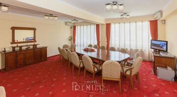 Фото номера Апартаменты с 1 спальней Отель Hotel Premier г. Клуж-Напока 2