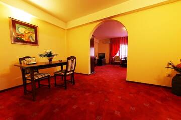 Фото номера Люкс Отель Hotel Premier г. Клуж-Напока 7