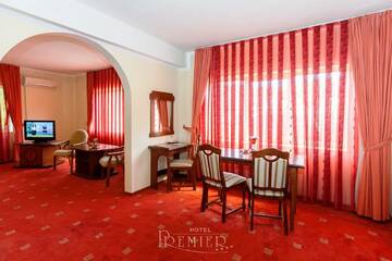 Фото номера Люкс Отель Hotel Premier г. Клуж-Напока 8