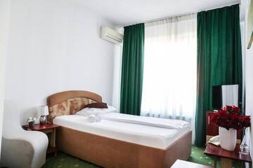 Фото номера Одноместный номер Отель Hotel Pami г. Клуж-Напока 8