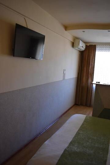 Фото номера Двухместный номер с 1 кроватью Отель Hotel Zimbru г. Клуж-Напока 10