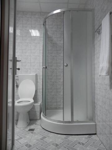 Фото номера Двухместный номер с 1 кроватью Отель Hotel Zimbru г. Клуж-Напока 9