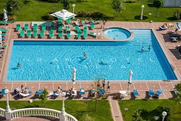 Фото Отель Grand Hotel Italia г. Клуж-Напока 1
