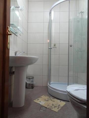 Фото Отель Hotel Lucy Star г. Клуж-Напока 4