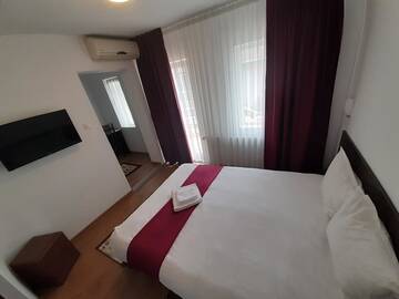 Фото номера Двухместный номер с 1 кроватью Гостевой дом Pension Cluj г. Клуж-Напока 5