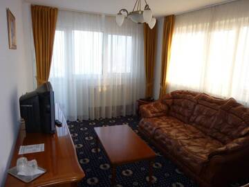 Фото номера Люкс с 1 спальней Отель Hotel Belvedere г. Клуж-Напока 2