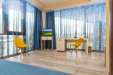 Фото номера Двухместный номер с 1 кроватью Отель West City Hotel г. Клуж-Напока 3