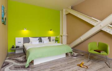 Фото номера Двухместный номер с 1 кроватью Отель West City Hotel г. Клуж-Напока 4