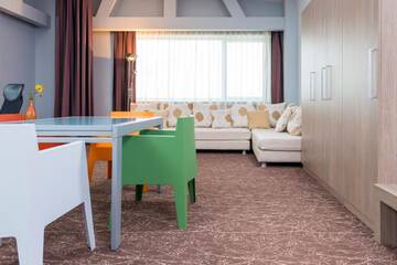 Фото номера Полулюкс Отель West City Hotel г. Клуж-Напока 4