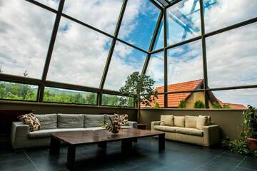 Фото Отель Hotel Sunny Hill г. Клуж-Напока 2