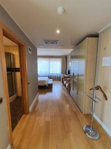 Фото номера Люкс Отель Hotel Sunny Hill г. Клуж-Напока 4