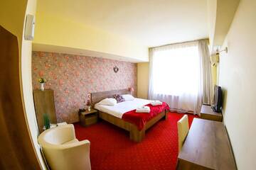 Фото номера Двухместный номер Делюкс с 1 кроватью Отель Hotel Olimp г. Клуж-Напока 9