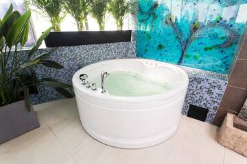 Фото номера Улучшенные апартаменты Отель Hotel Paradis г. Клуж-Напока 5