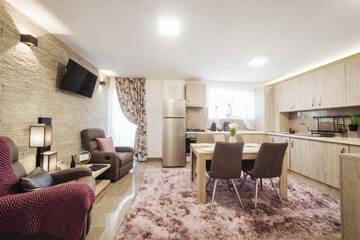 Фото номера Улучшенные апартаменты Апарт-отели Diandra Residence г. Клуж-Напока 15