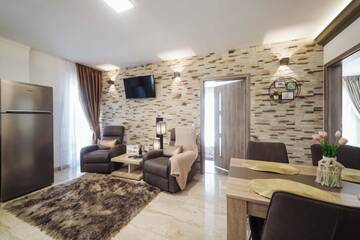 Фото номера Улучшенные апартаменты Апарт-отели Diandra Residence г. Клуж-Напока 21